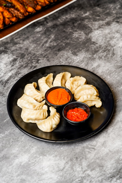 Mustang Thakali dish and ambiance